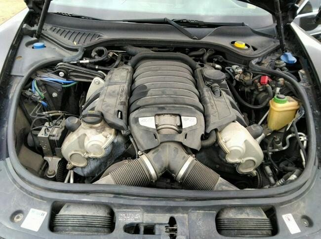 Porsche Panamera 4S, 2010, 4.8L, porysowany lakier