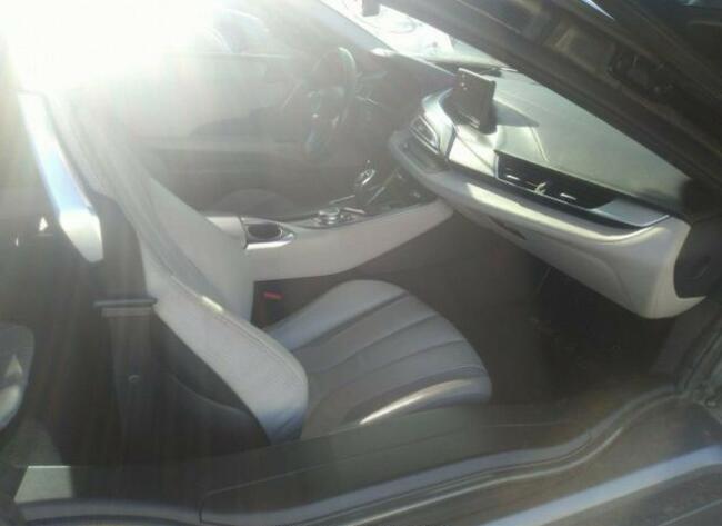 BMW i8 2017, 1.5L, 4x4, po kradzieży