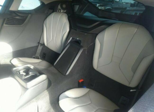 BMW i8 2017, 1.5L, 4x4, po kradzieży