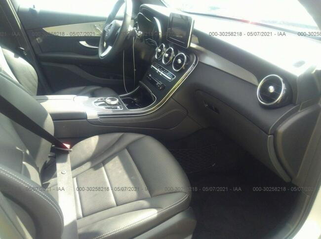 Mercedes GLC 300 2019, 2.0L, 4x4, po kradzieży