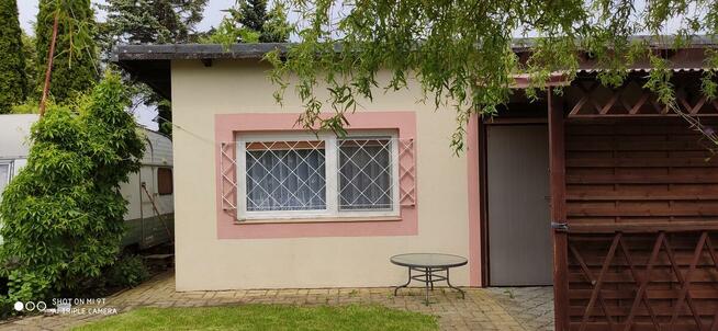 Działka rekreacyjna na ROD Janiska z murowanym domkiem