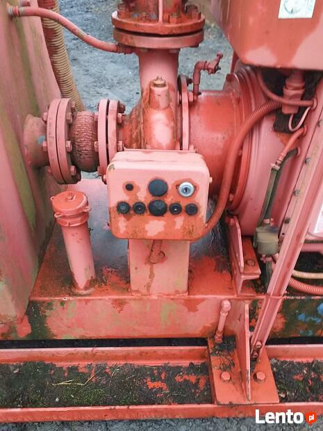 Używana pompa do odwodnień.