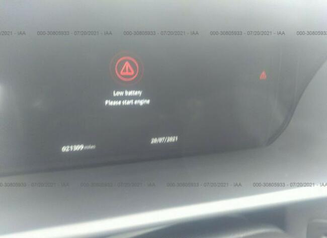 Land Rover Discovery 2018, 3.0L, 4x4, porysowany lakier