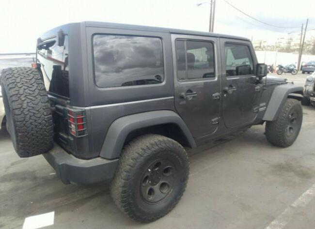 Jeep Wrangler 2017, 3.6L, 4x4, po kradzieży