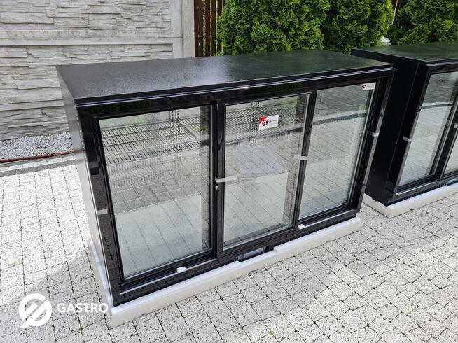 Wyposażenie lokalu gastronomicznego - urządzenia i meble