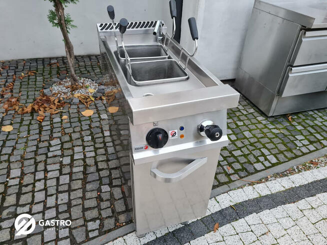 Wyposażenie lokalu gastronomicznego - urządzenia i meble