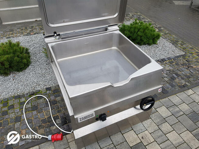 Wyposażenie lokalu gastronomicznego - urządzenia i meble