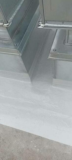 Uszczelnianie dachów z membran PVC, TPO, EPDM polimocznikiem