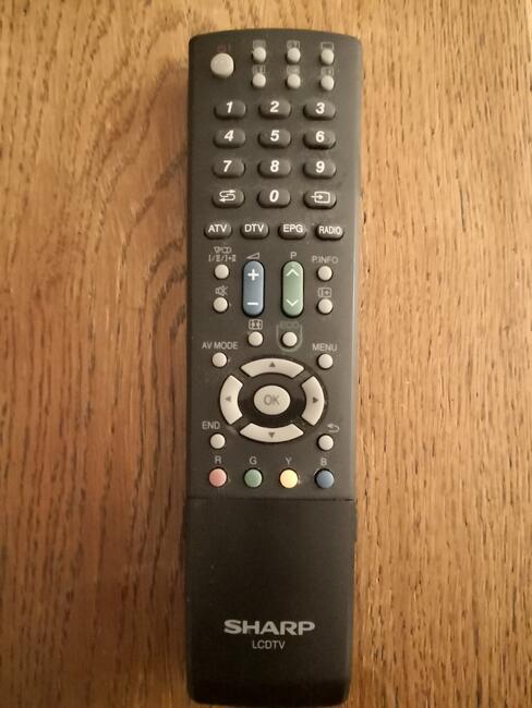 SHARP Aquos LC-40LE705E