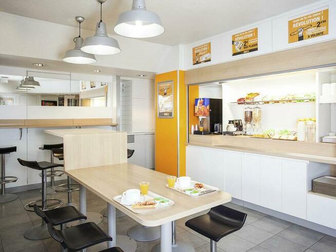 PARYŻ - DZIEŃ KOBIET ! 4 dni atrakcji samolot Hotel bb