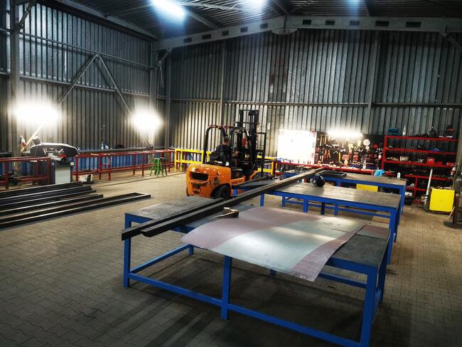 Zakład spawalniczy/ślusarski konstrukcje stalowe