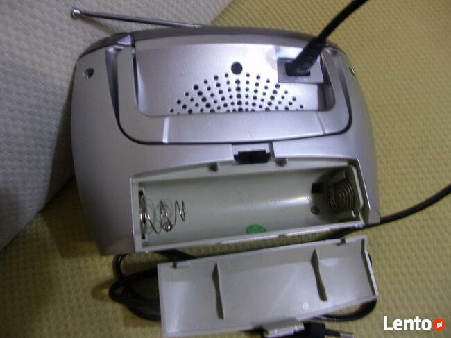 Radio Lloytron Benidorm 2 Band AC/DC kolor - Silver