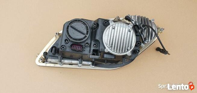 MERCEDES CITARO REFLEKTOR LAMPA SOCZEWKA A0008202539