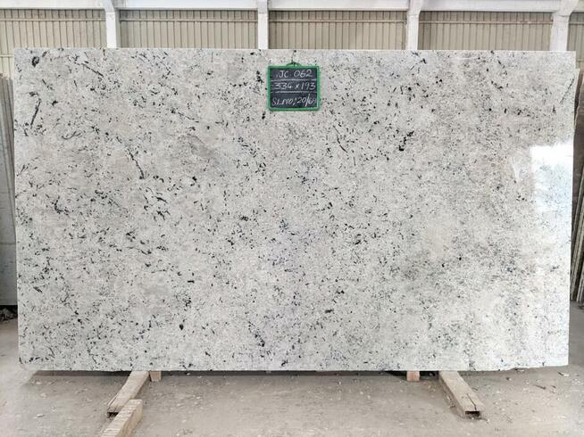 Granity indyjskie blaty parapety schody