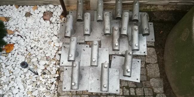 Uchwyt do lampy lub masztu