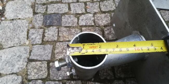 Uchwyt do lampy lub masztu