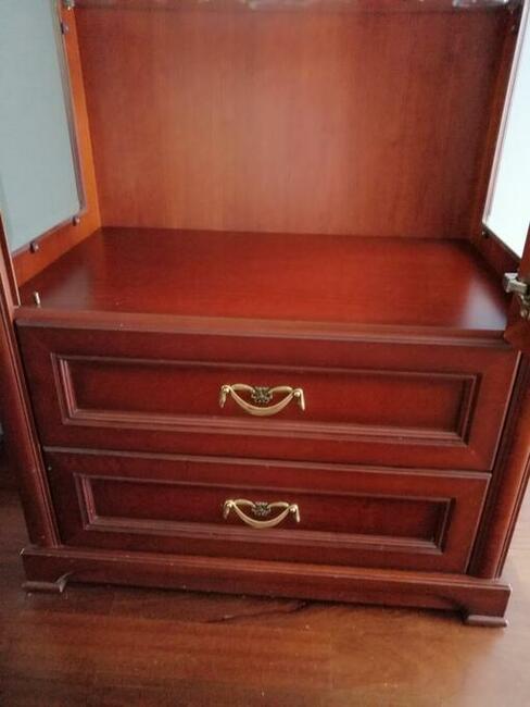 Meble taranko-witryna i barek sprzedam