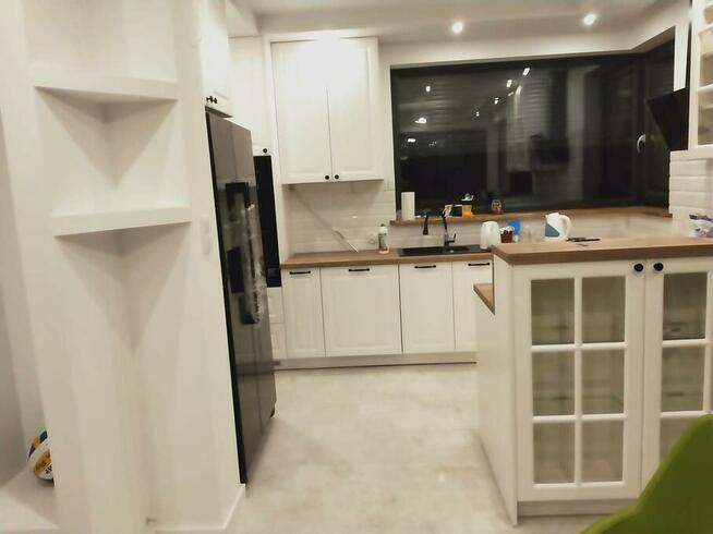 Meble na wymiar.(kuchnie, Szafy,Garderoby i inne )