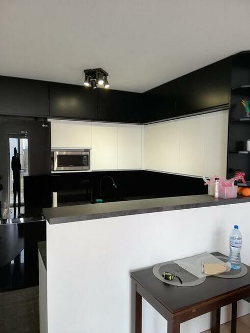 Meble na wymiar.(kuchnie, Szafy,Garderoby i inne )