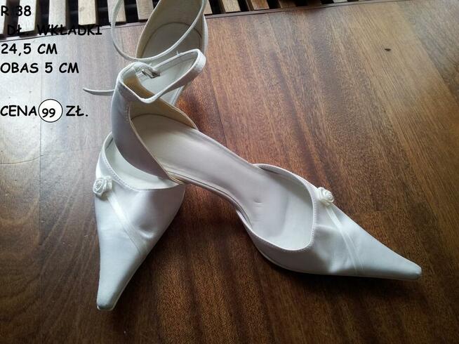 Sprzedam suknię ślubną, klasyczną białą