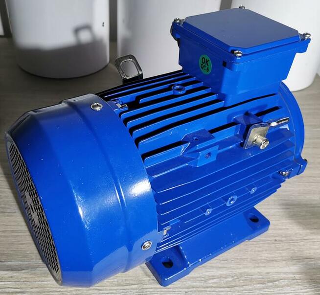 Prądnica trójfazowa wolnoobrotowa, generator 800W, 750obr