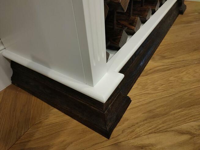 Regał na książki. biblioteczka