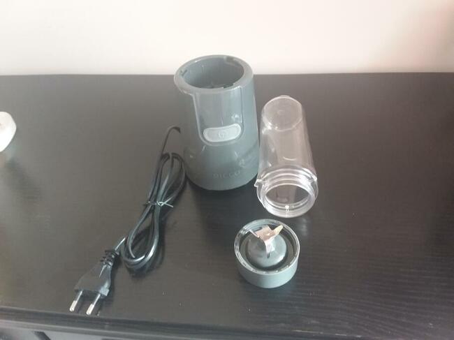 Sprzedam blender elektryczny