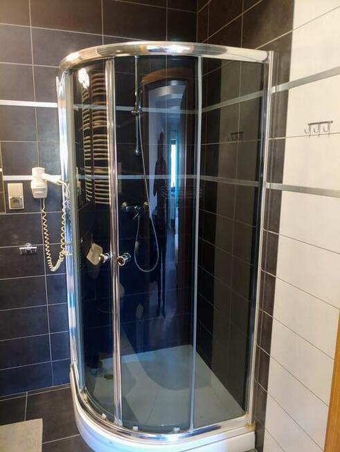 Pokoje z łazienkami/ hotel pracowniczy