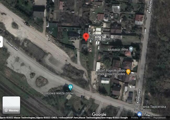 Działka z budynkami w atrakcyjnym i rozwojowym miejscu.