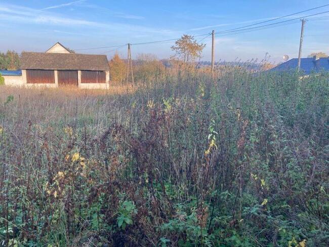 Działka budowlana w centrum Kaczyc na sprzedaż.