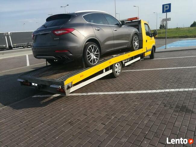 pomoc drogowa Garwolin s17 24H laweta holowanie