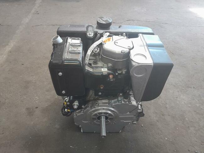 nowy silnik KOHLER KD15 440, Lombardini 15LD440
