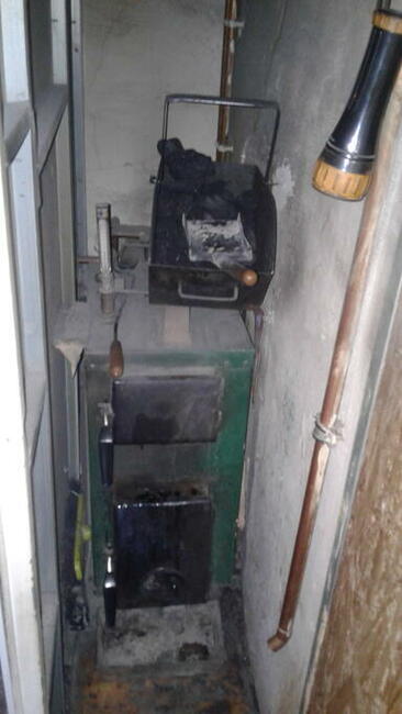 sprzedam mieszkanie jako1/16 część kamienicy Piekary Śl