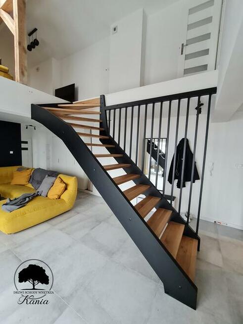 Meble na wymiar, schody, stolarz