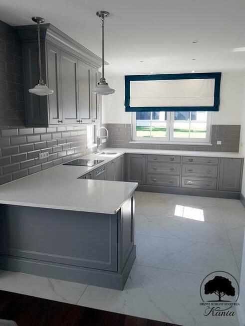 Meble na wymiar, schody, stolarz