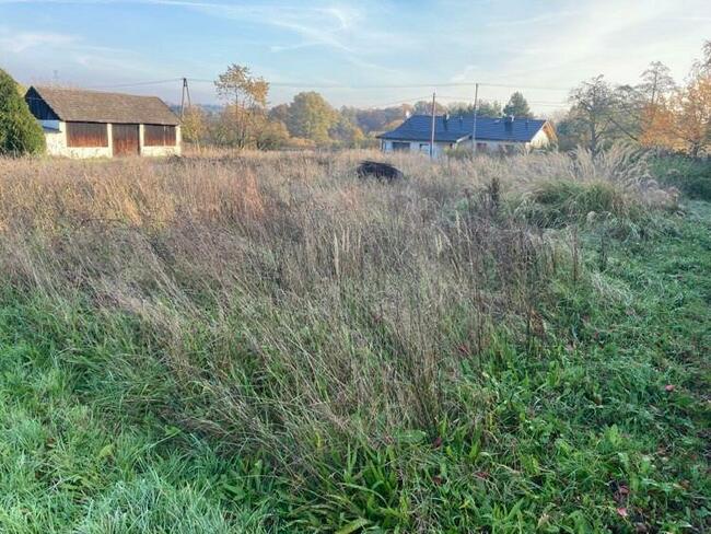 Działka budowlana w centrum Kaczyc na sprzedaż.