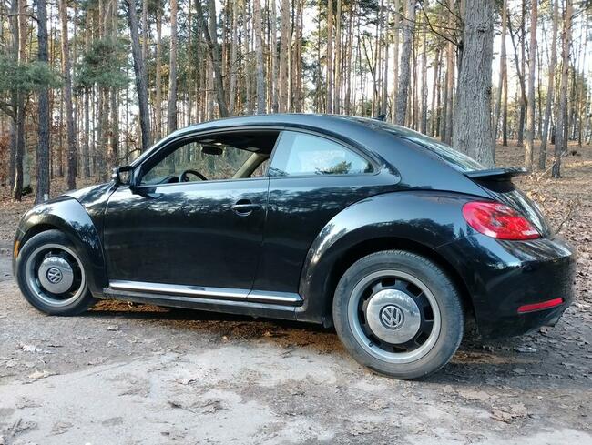 Sprzedam VOLKSWAGEN BEETLE 1.8 T 170 KM 2016 mały przebieg