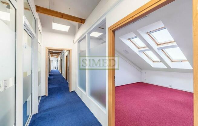 Pokój w biurowcu , dostęp 24 h .