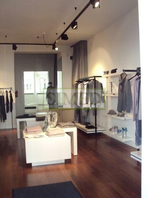 Lokal handlowo-usługowy , parter , Centrum