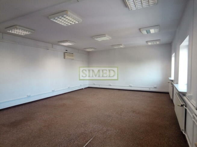 Kameralny biurowiec , Służewiec , dobry dojazd .