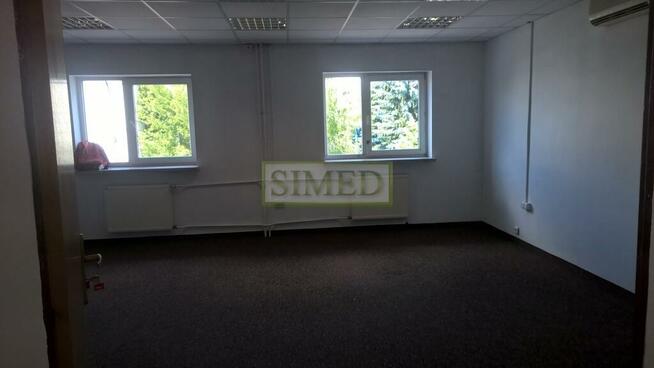 Kameralny biurowiec , Służewiec , dobry dojazd .