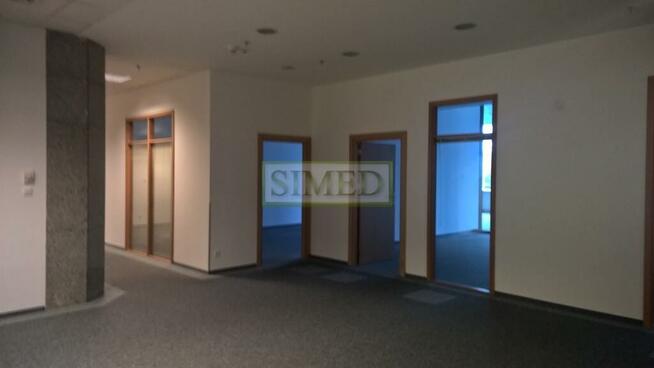 Biuro , usługi kilka minut od peronu PKP