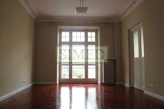 Zabytkowa kamienica , Centrum , recepcja, metro