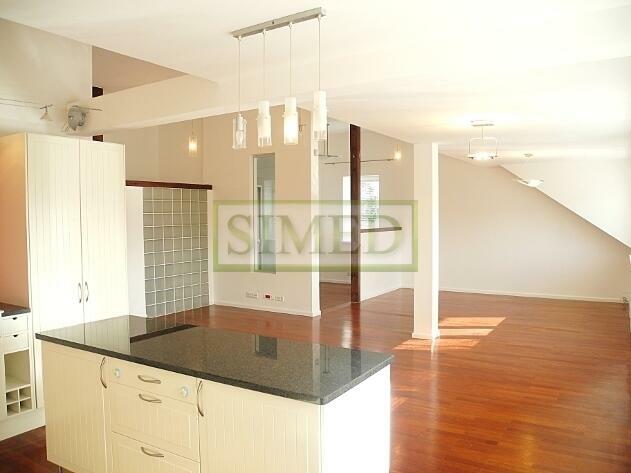 Zadbany, kameralny obiekt biurowy na Sadybie .