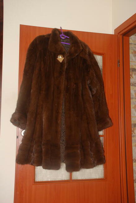 piękne futro z norek firmy szweckiej sprzedam