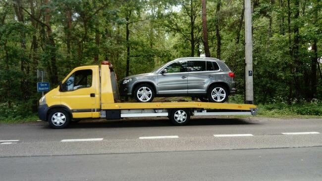 Pomoc drogowa Kołbiel 24h laweta S17 transport