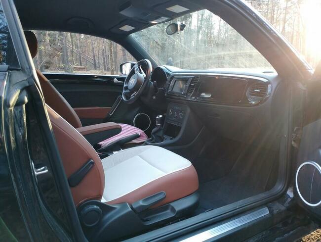 Sprzedam VOLKSWAGEN BEETLE 1.8 T 170 KM 2016 mały przebieg