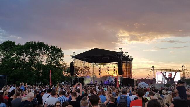 Obsługa techniczna imprez Nagłośnienie, Oświetlenie, Hale