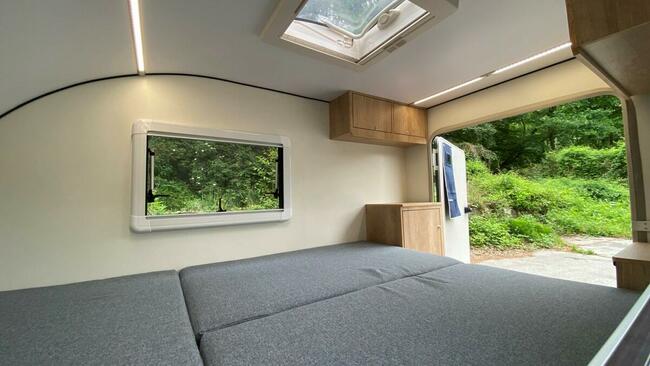 przyczepa kempingowa 2 osobowa, lekka, super dla wędkarzy