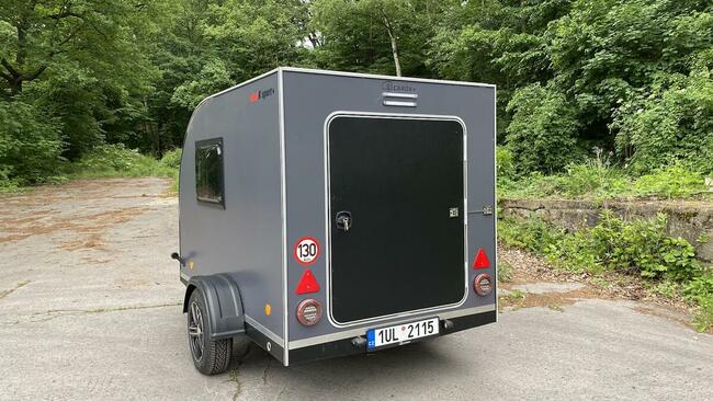 przyczepa kempingowa 2 osobowa, lekka, super dla wędkarzy